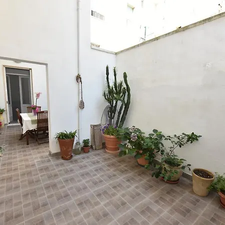 Casa Vacanze Kalinifta דירה לצ'ה