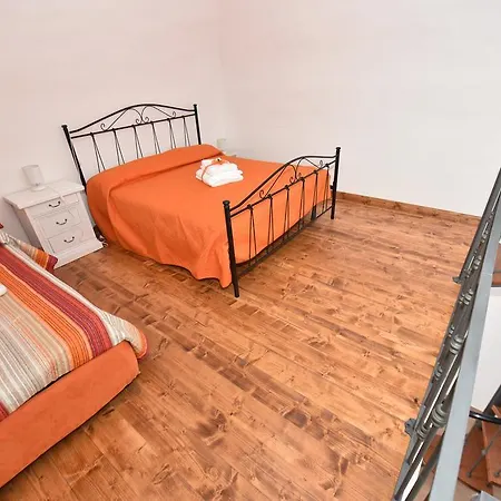 Casa Vacanze Kalinifta לצ'ה